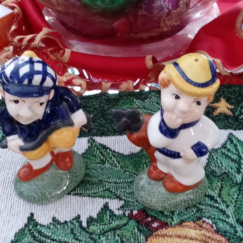 Set of Vintage Golfer Salt and Pepper Shakers
